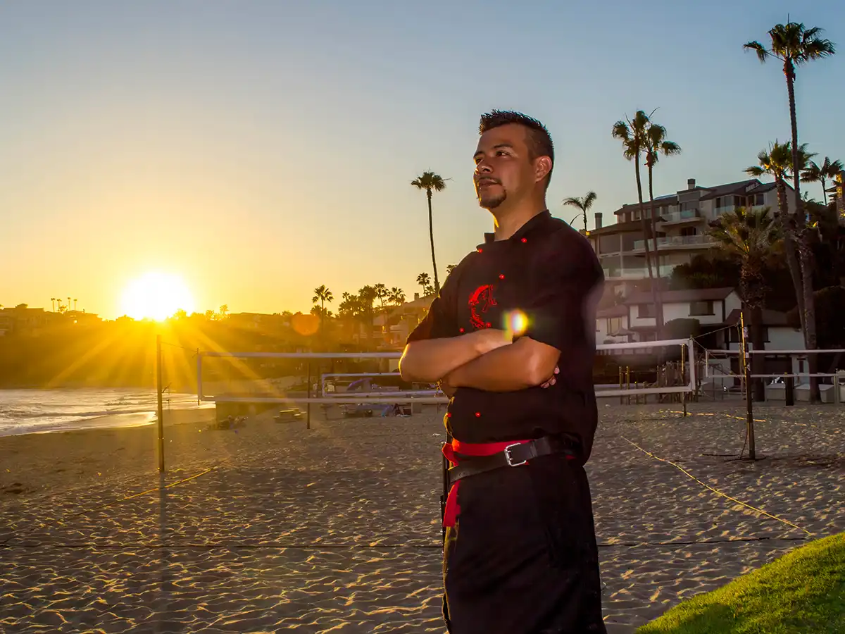 Hibachi Catering private chef preparing hibachi at a family event